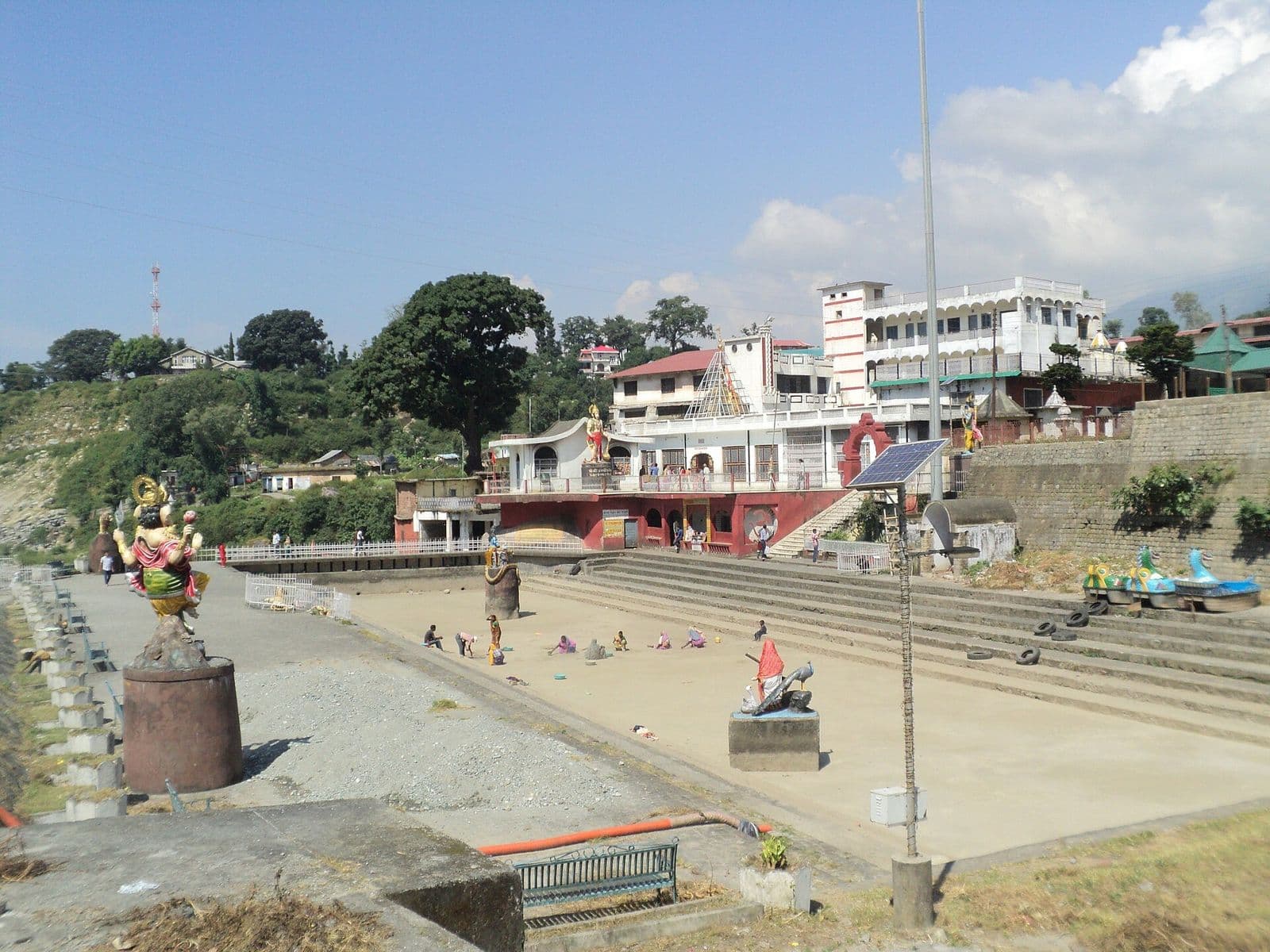 Adi Himani Chamunda Trek