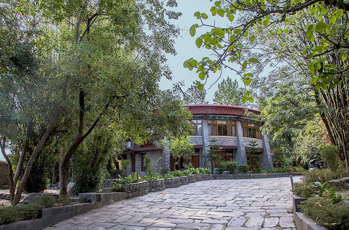 Stone pathway to Norling House in the Norbulingka gardens, Sidhpur